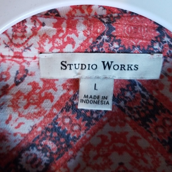 Button down shirt - Picture 3 of 5